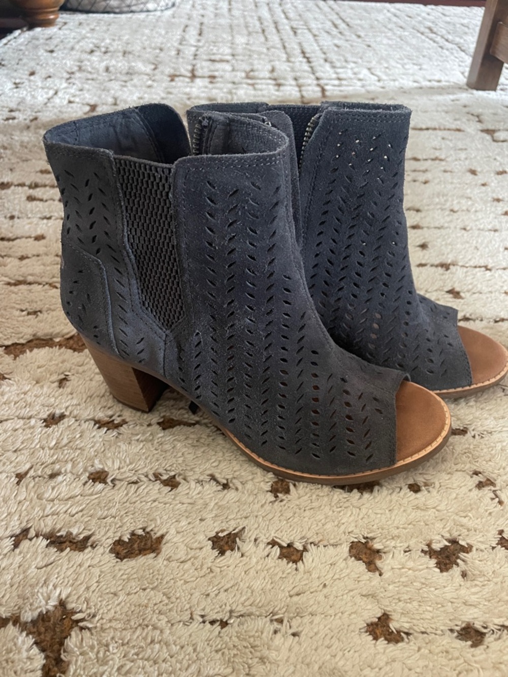 Women's TOMS Gray Suede Peep-Toe Ankle Boots. Size 7.5. Brand new!